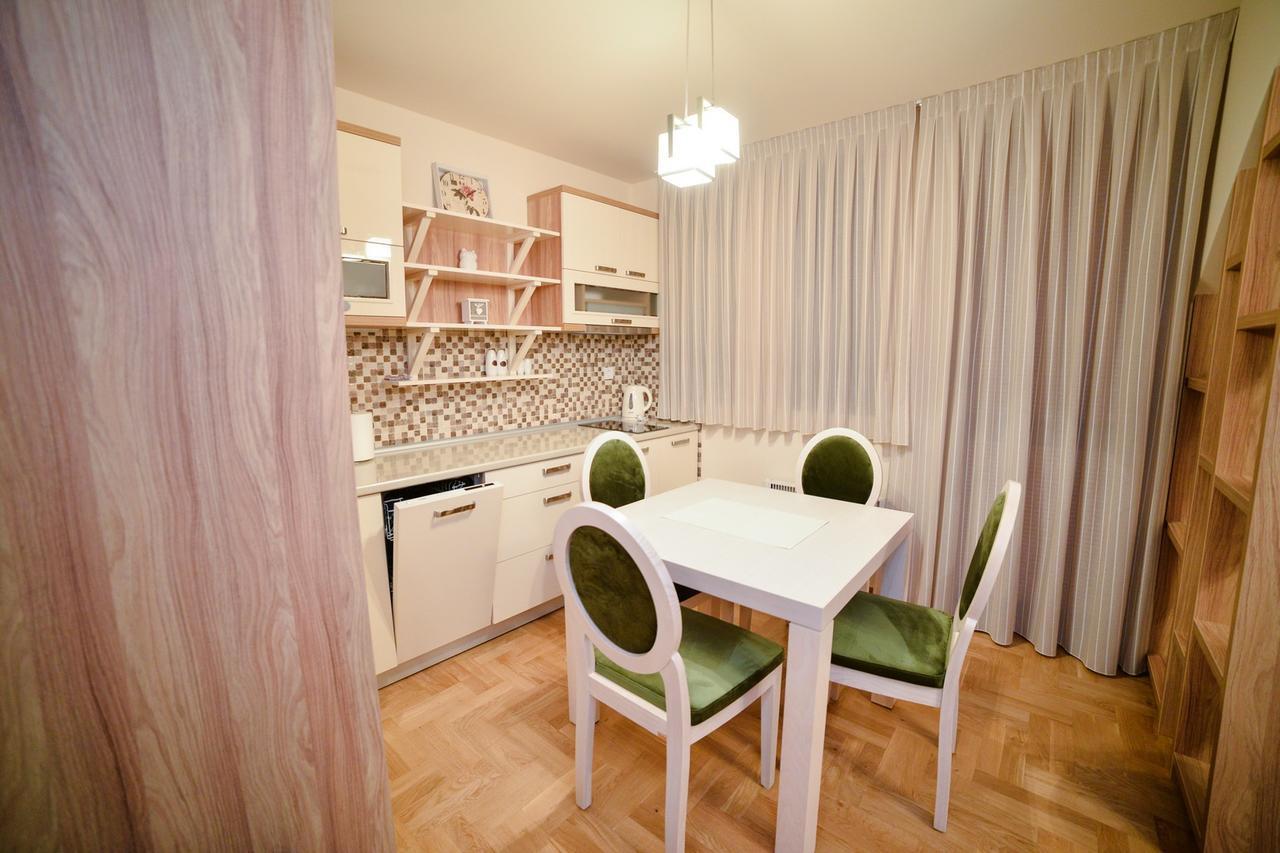 Apartments Radosti 兹拉蒂博尔 外观 照片