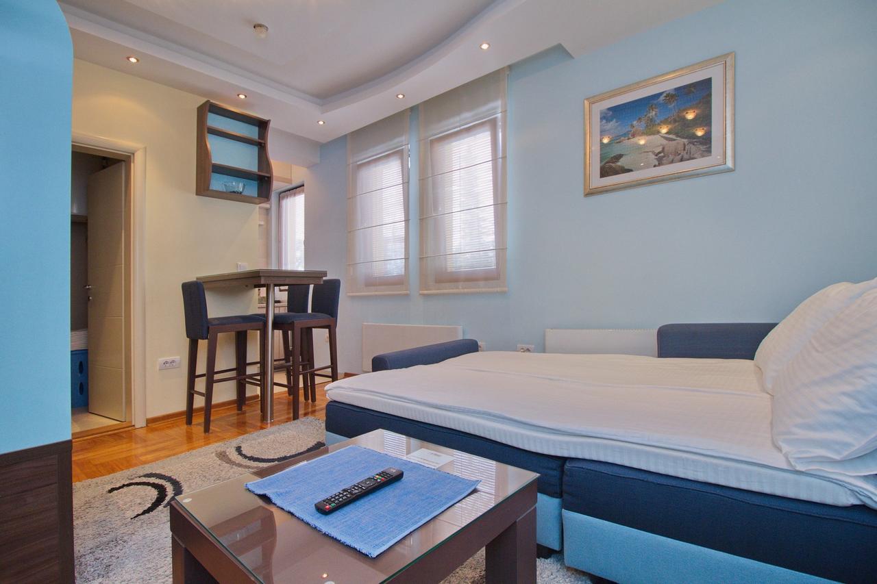 Apartments Radosti 兹拉蒂博尔 外观 照片
