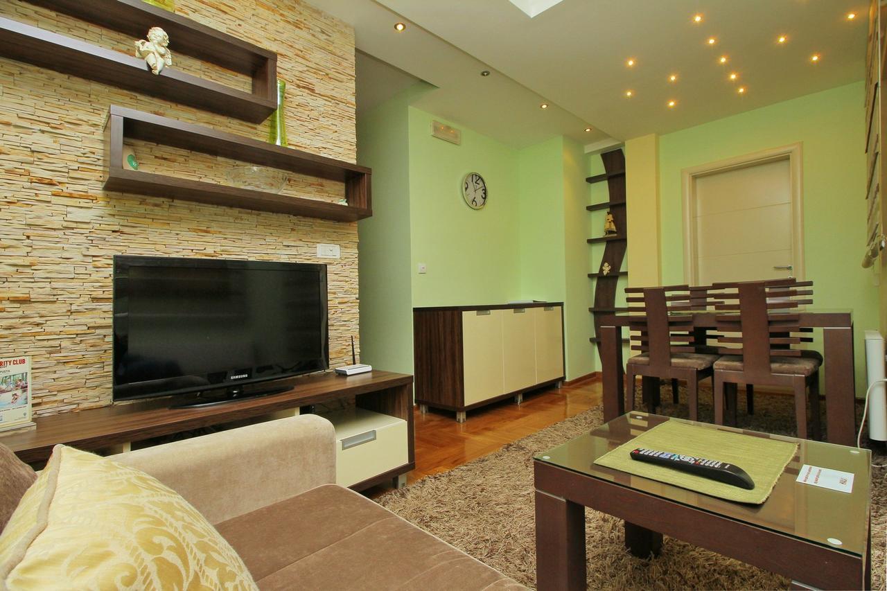Apartments Radosti 兹拉蒂博尔 外观 照片