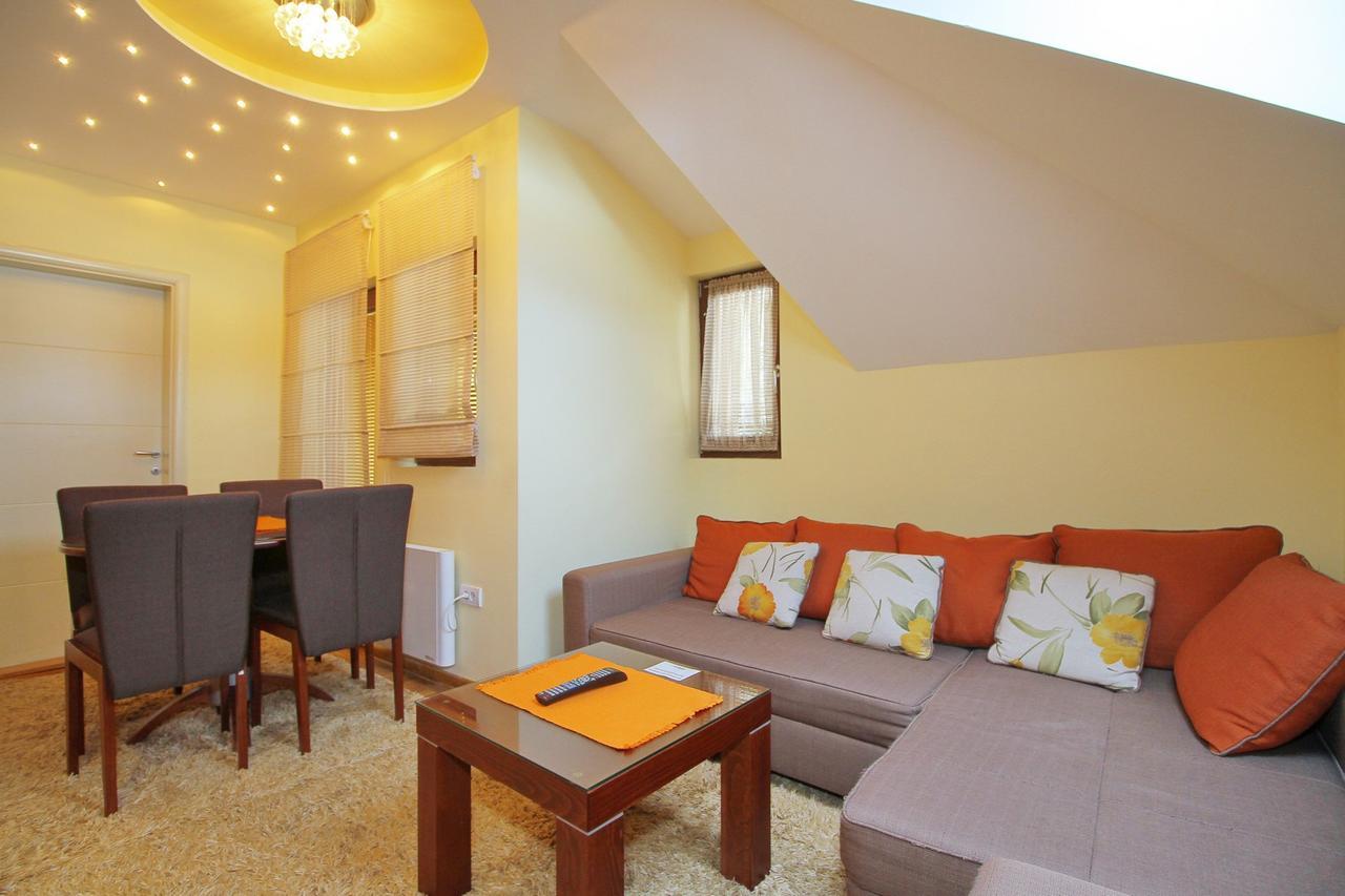 Apartments Radosti 兹拉蒂博尔 外观 照片
