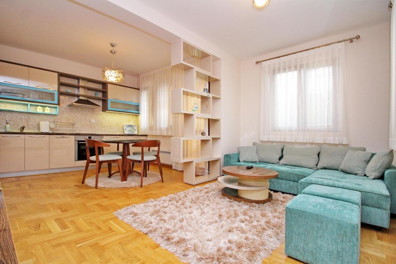 Apartments Radosti 兹拉蒂博尔 外观 照片