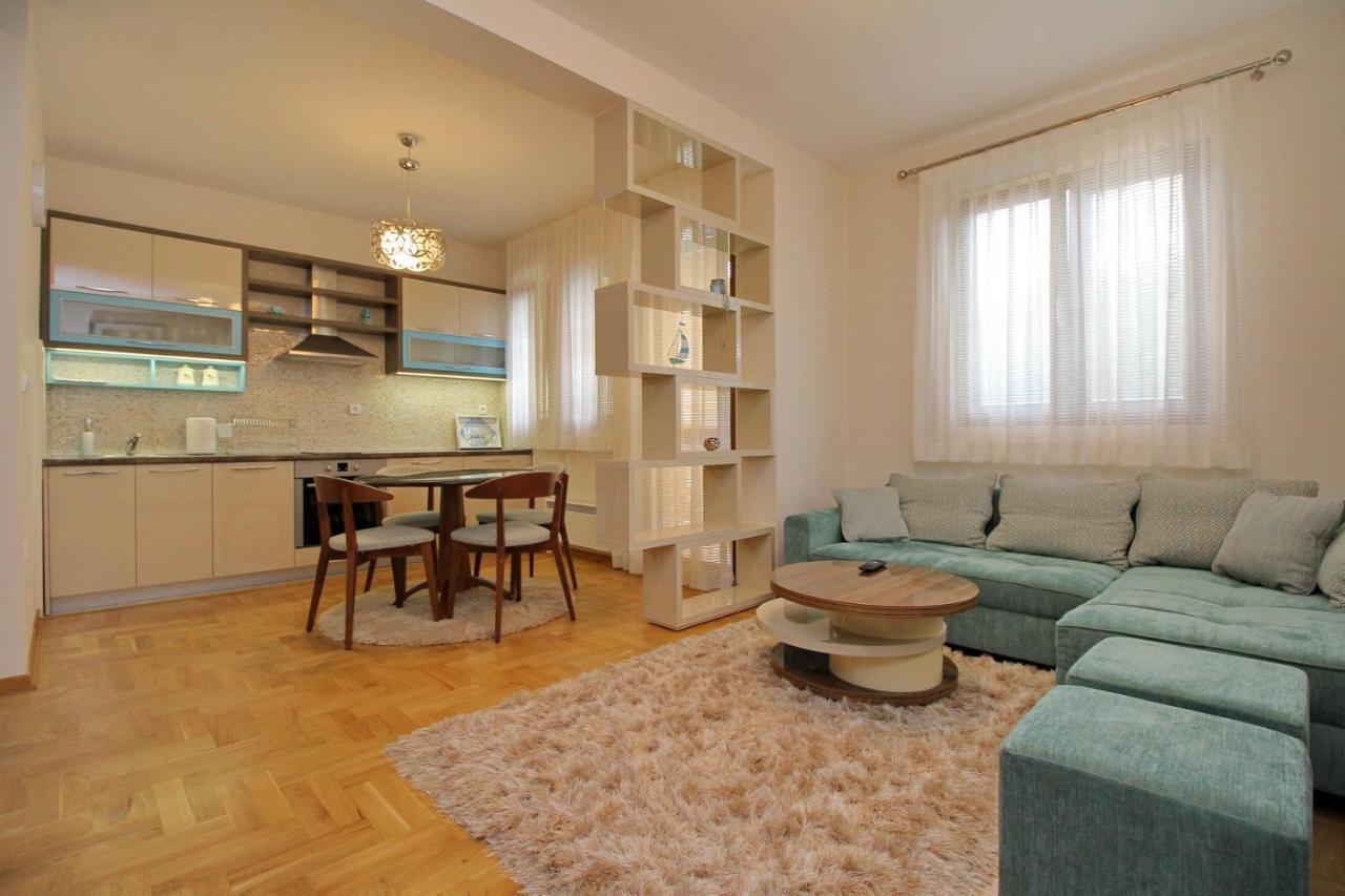 Apartments Radosti 兹拉蒂博尔 外观 照片
