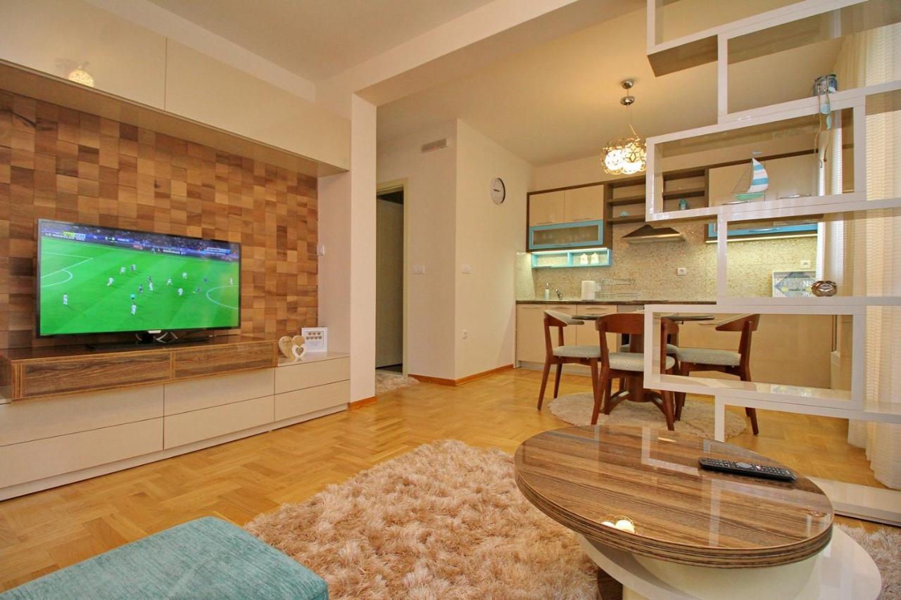 Apartments Radosti 兹拉蒂博尔 外观 照片